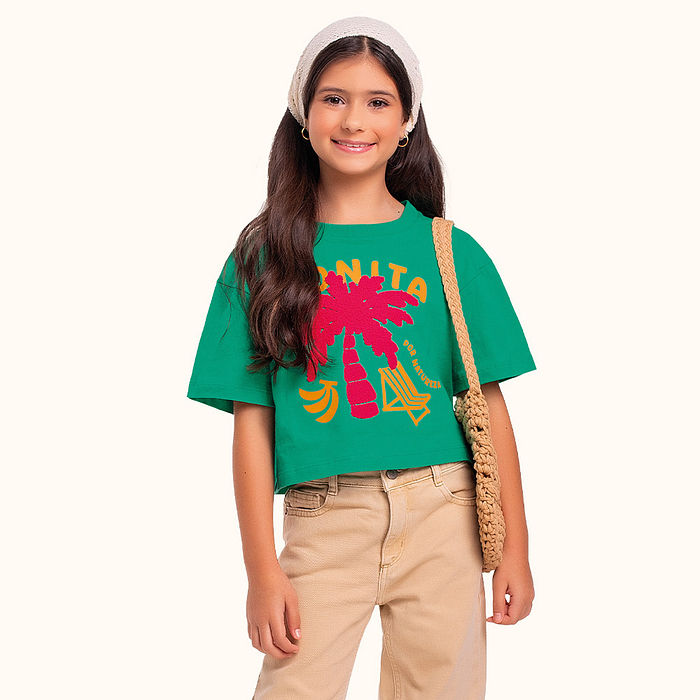 Blusa em meia malha com bordado