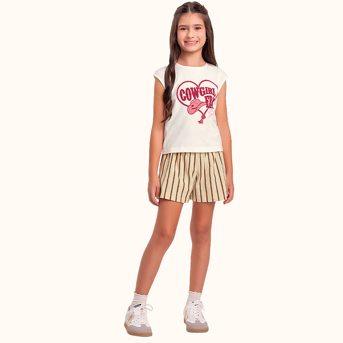Conjunto blusa em meia malha e short saia em malha piquet
