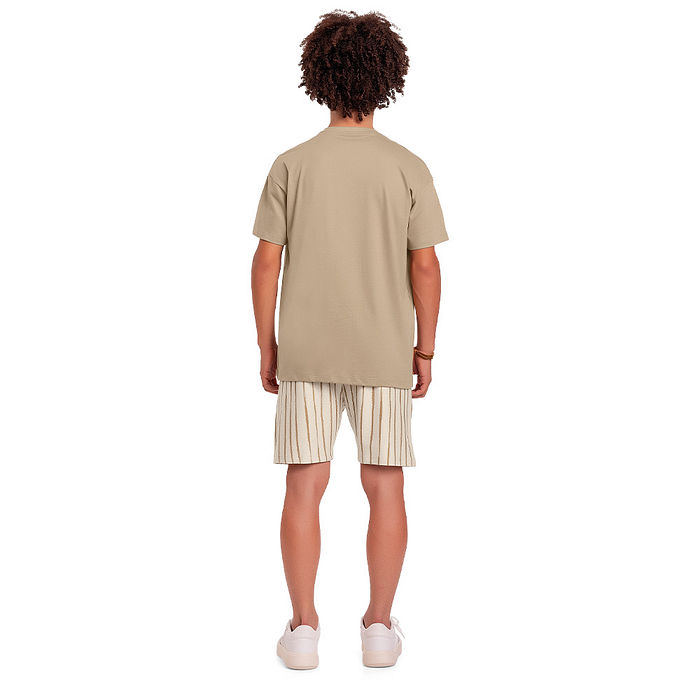 Conjunto camiseta com relevo em 3d e bermuda em moletinho