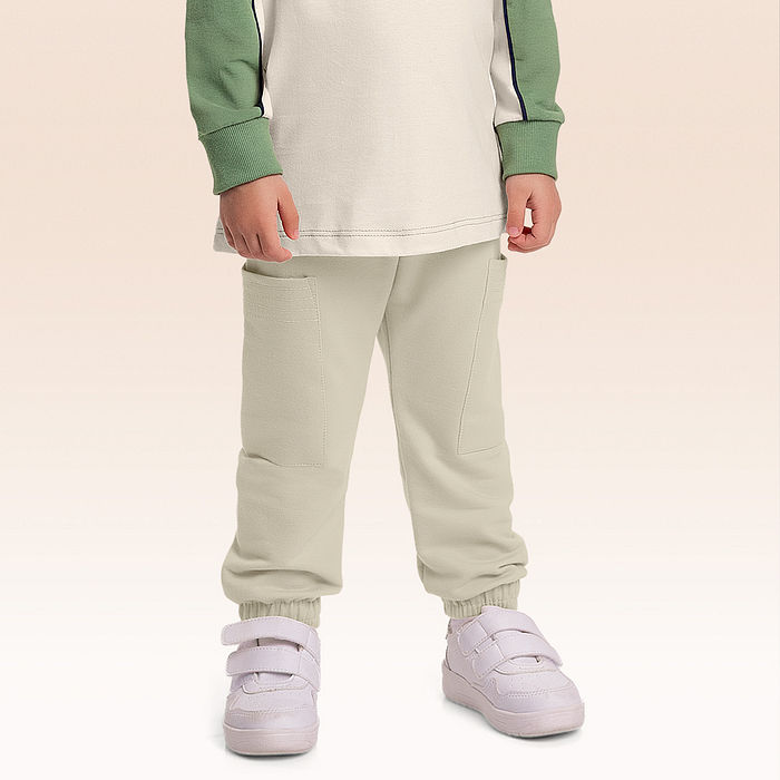 Calça em moletom com bolso