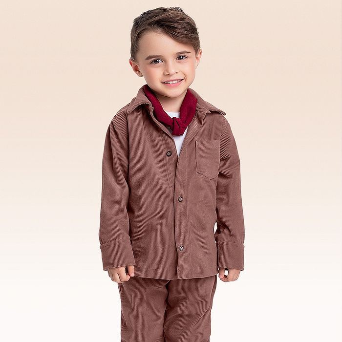 Casaco aberto com botões