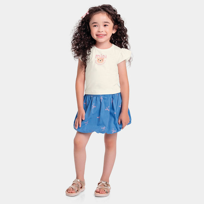 Conjunto blusa e short-saia balonê