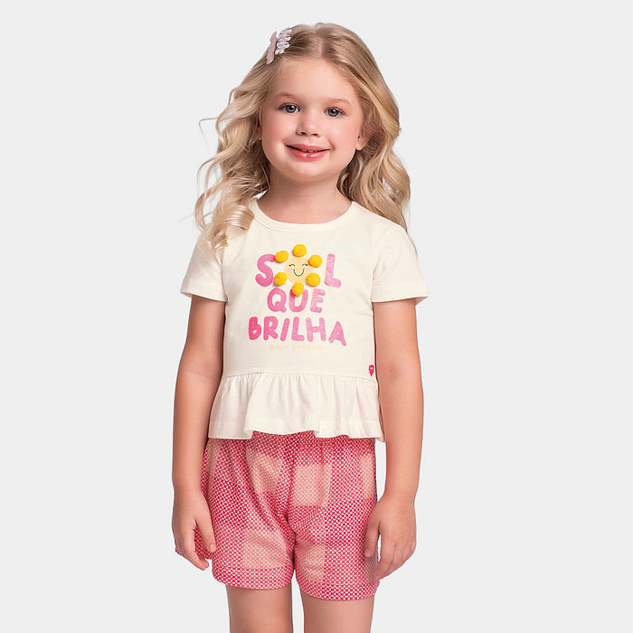 Conjunto blusa com pompom e short xadrez