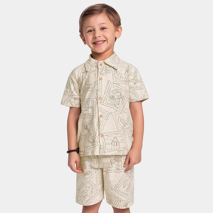 Conjunto camisa abertura com botão e bermuda em moletinho flamê brasilidade