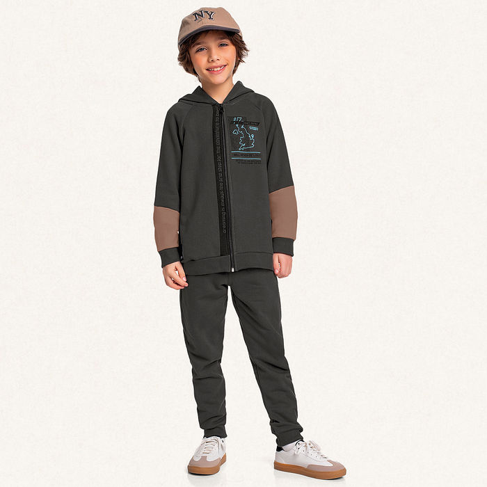 Conjunto jaqueta com capuz e calça em moletom recortes