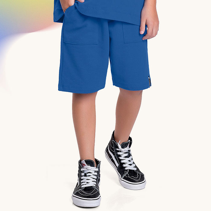 Bermuda em moletinho com bolso e cadarço funcional