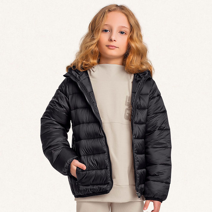 Jaqueta puffer forrada com bolso e com capuz