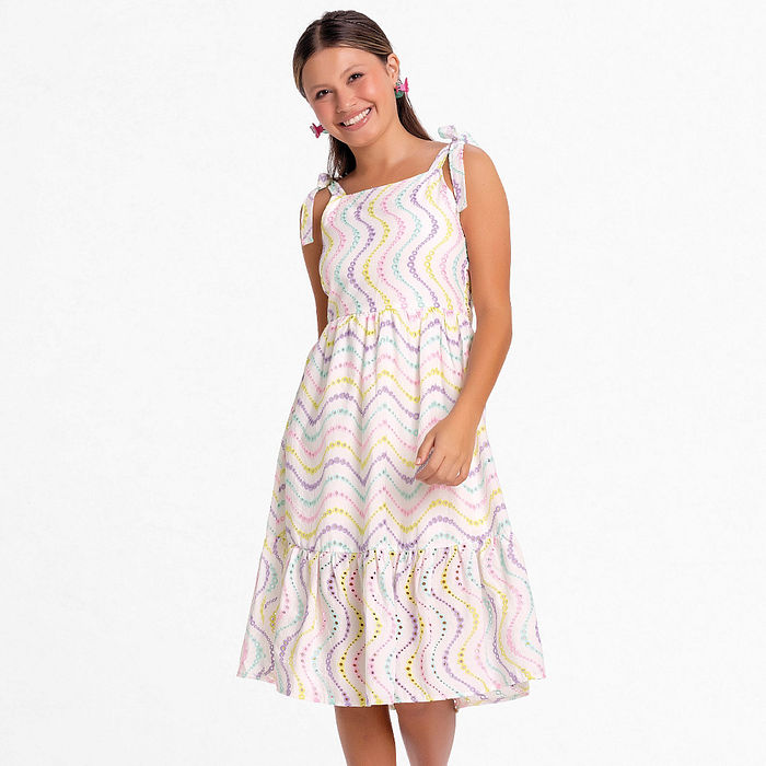 Vestido em laise com lastex, alças de amarração e forro