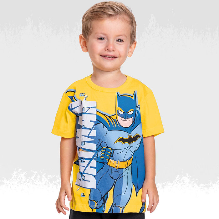 Conjunto camiseta batman em meia malha e bermuda
