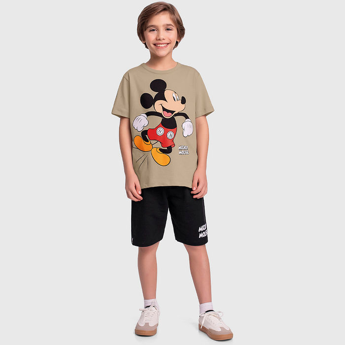 Conjunto camiseta Mickey Mouse e bermuda em moletinho