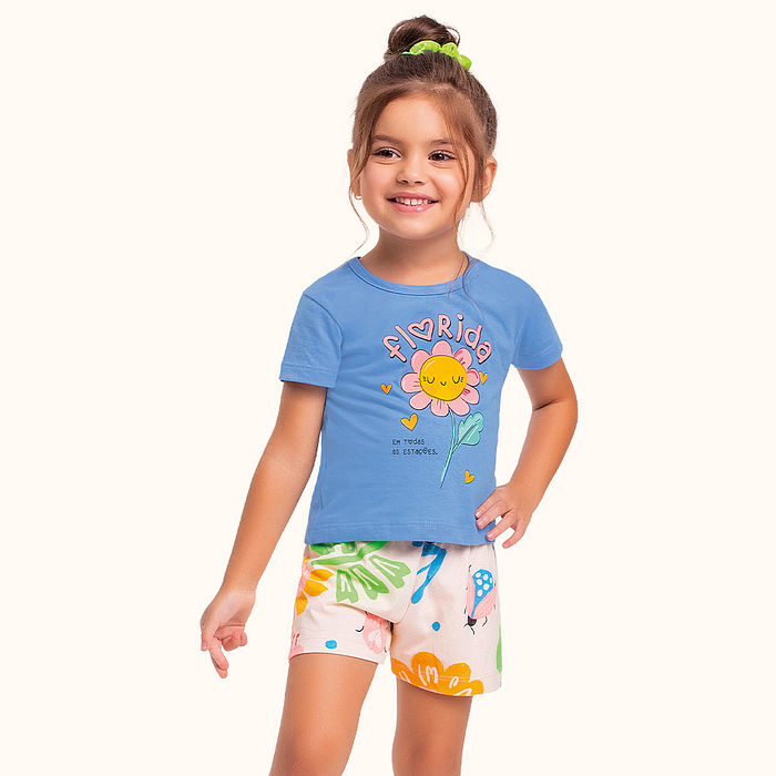 Conjunto blusa e short em meia malha florido