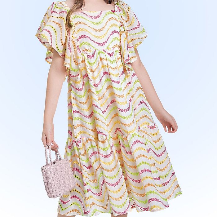 Vestido midi em laise