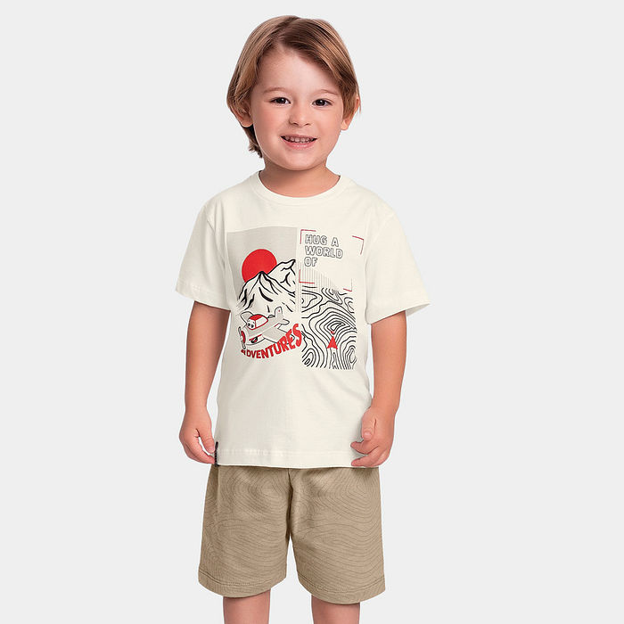 Conjunto camiseta adventures e bermuda com bolso em moletinho