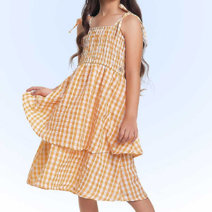 Vestido em tecido xadrez