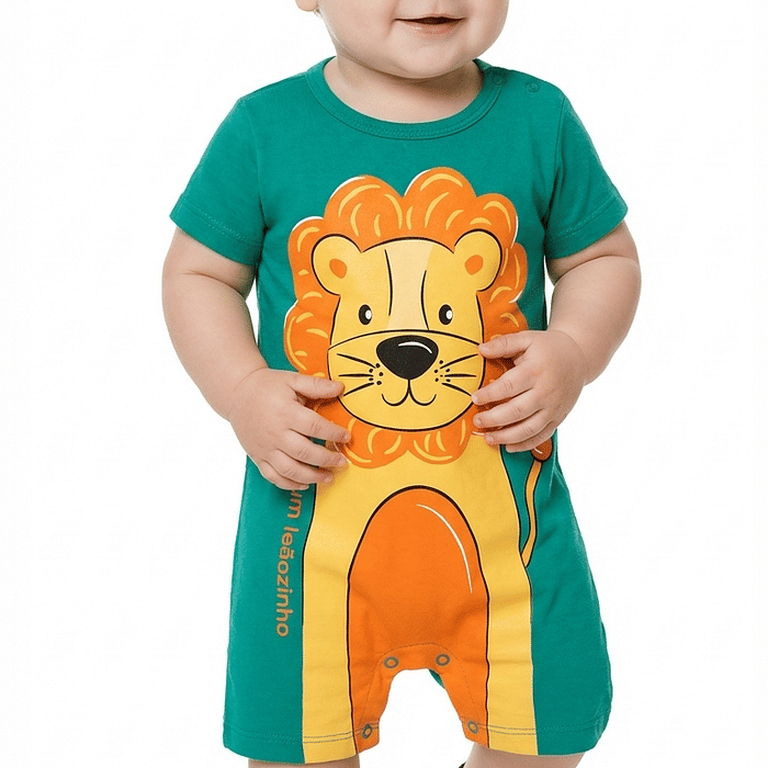 Macacão com botão de pressão bichinhos