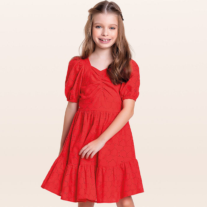 Vestido em laise coração