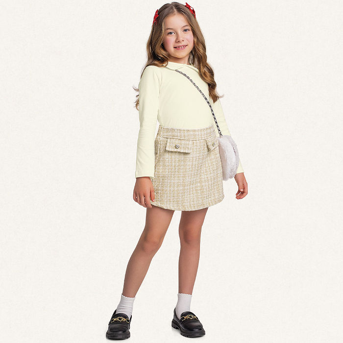 Conjunto blusa manga longa em cotton e short-saia em Tweed