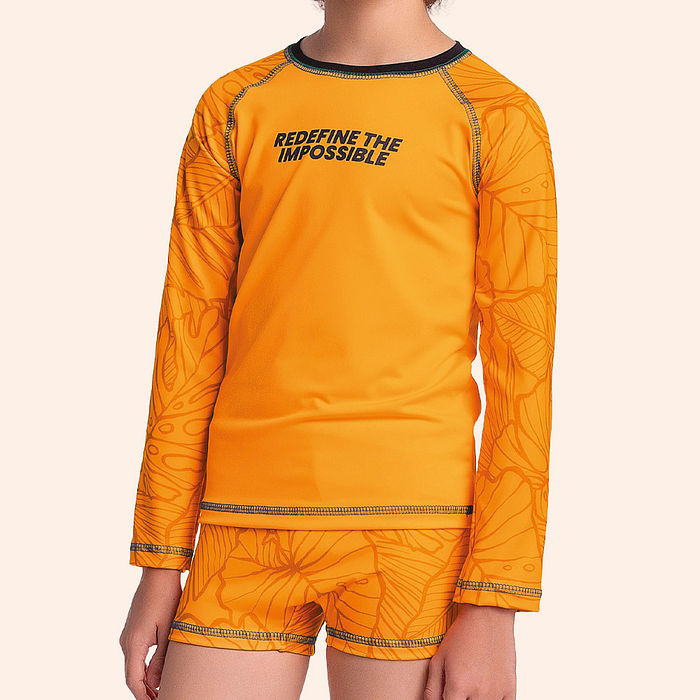 Conjunto camiseta manga longa e sunga boxer com costura trançador contraste