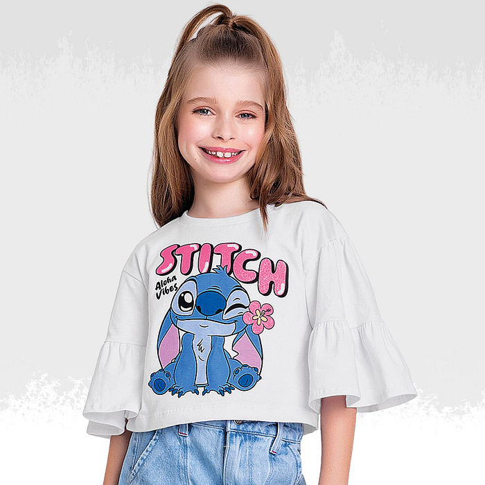 Blusa em meia malha Lilo & Stitch e babado na manga