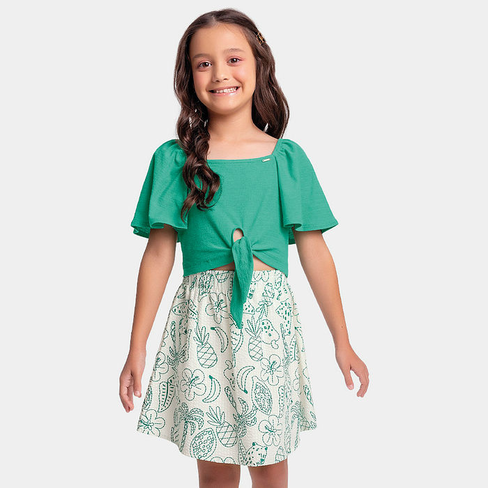 Conjunto blusa em malha florence e short-saia em tecido anaruga liso