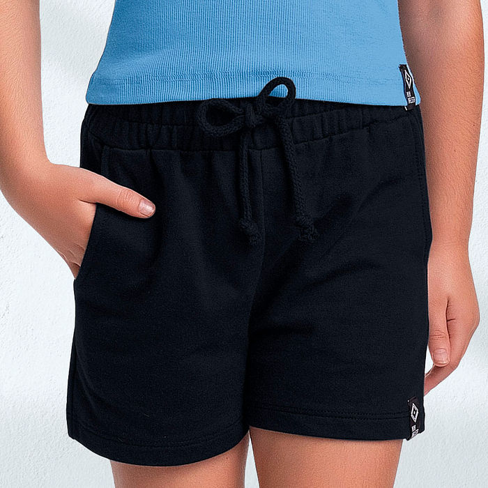 Short em moletinho com cadarço decorativo e bolso