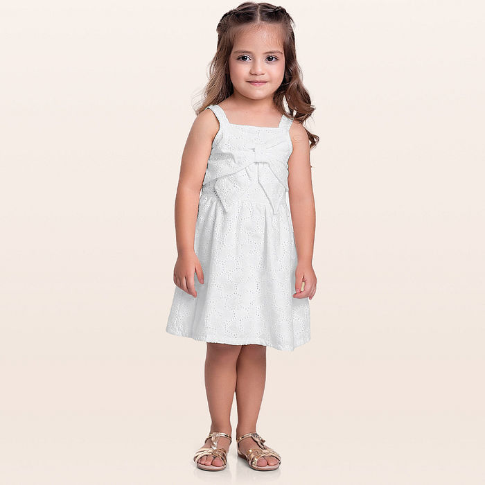 Vestido em laise laço