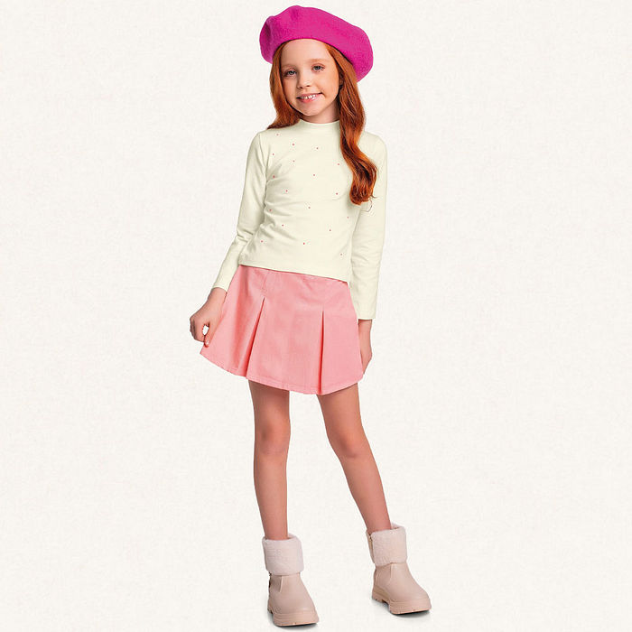 Conjunto blusa manga longa em cotton com strass e short-saia em sarja yari