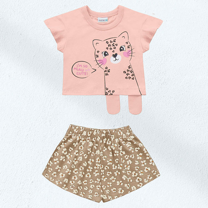 Conjunto blusa em meia malha e short em malha florence oncinha