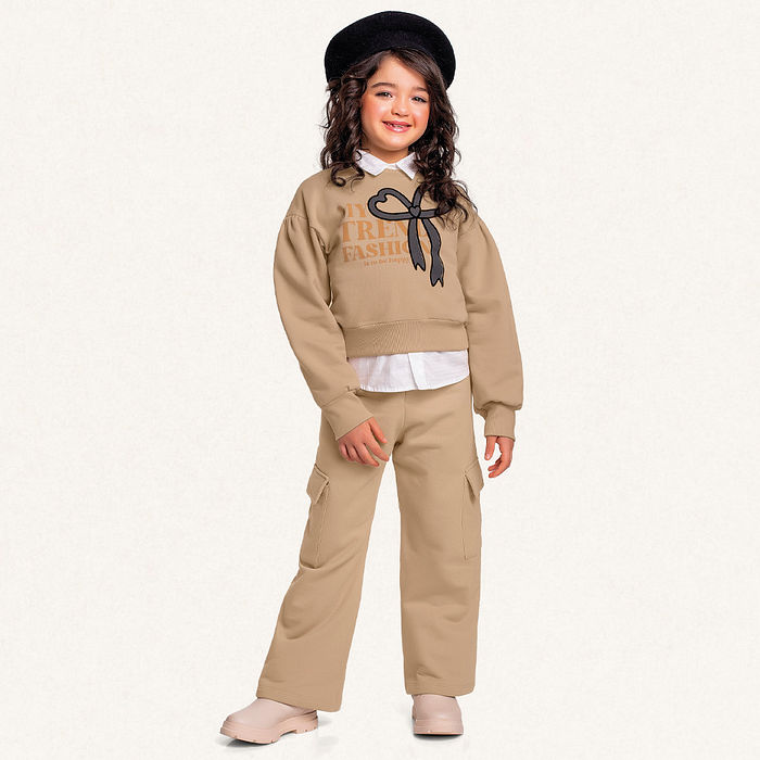 Conjunto blusão e calça wide leg cargo em moletom laço