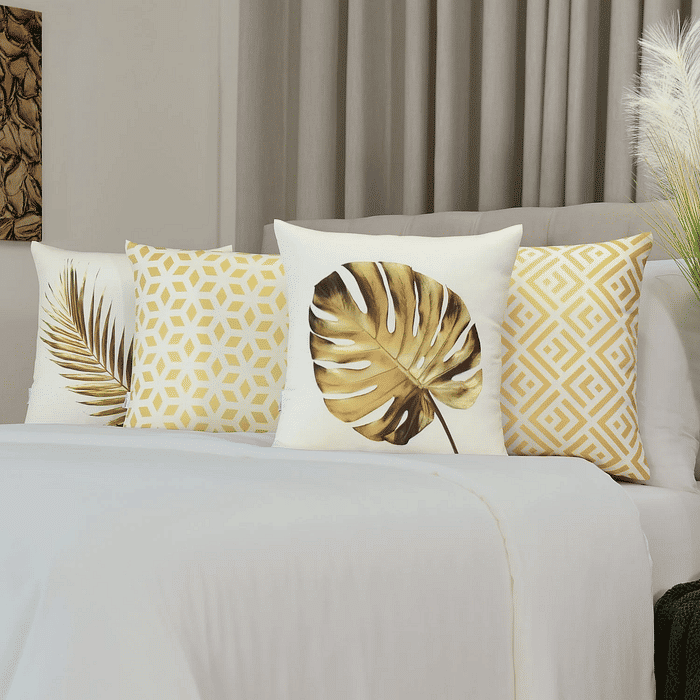 Kit: 4 Capas de Almofada Decorativas Floral Mili Dourado