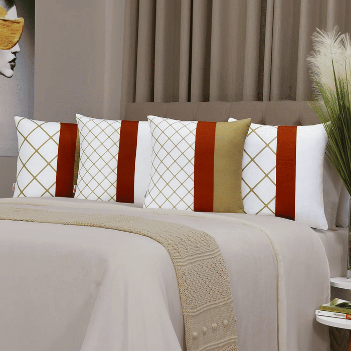 Kit: 4 Capas de Almofada Decorativas Geométricas Glamour Dourado 