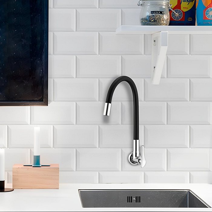 Torneira de Parede Loren Flex Preta Com Bica Flexível 1178 B27 Lorenzetti