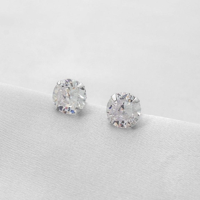 Brinco de Prata Top com Zircônia Cristal Redonda 8 MM