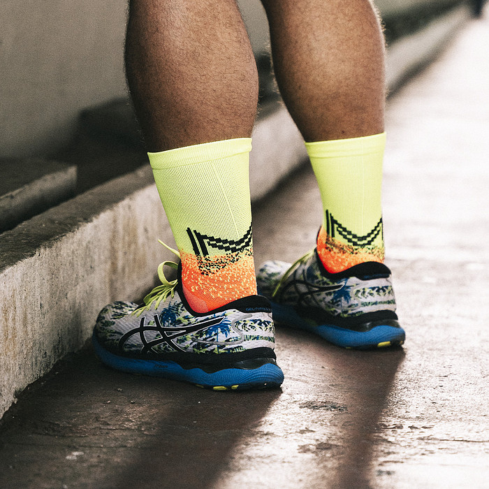 Meia Performance Norden Degradê Amarelo e Laranja