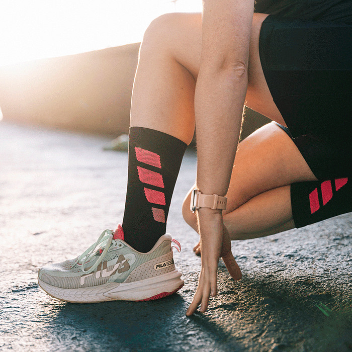 Meia Performance Norden Preto e Rosa