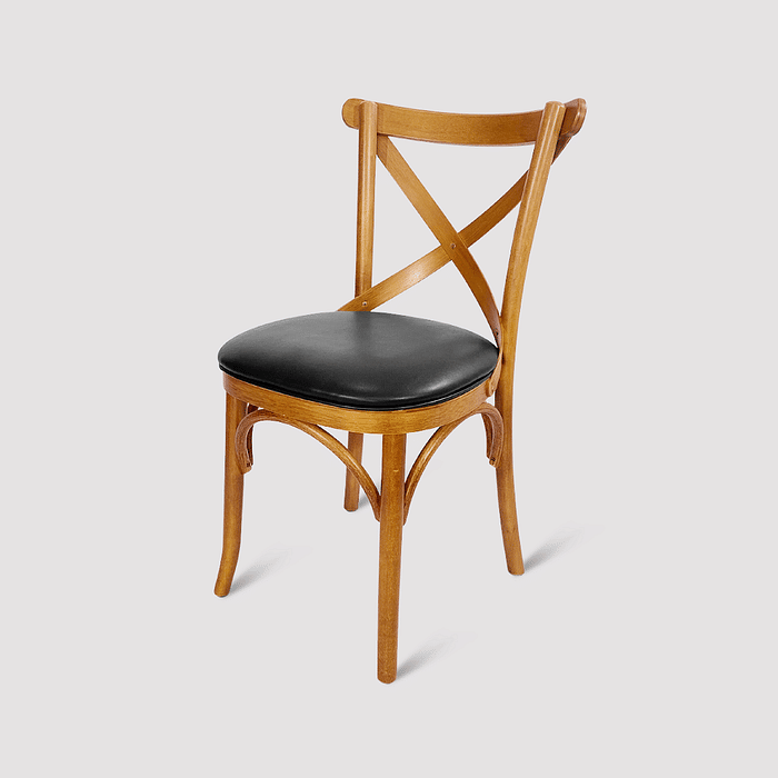 Cadeira Espanha X em Madeira Maciça Tauari com Design Rústico Estofado