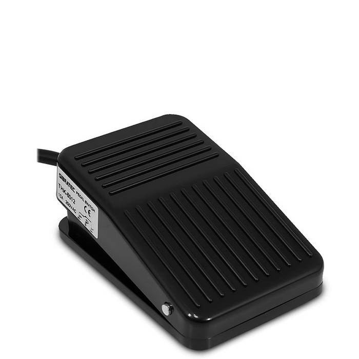 Mini Pedaleira Plástica com 1 Contato Reversível e Cabo de 30cm - THK-8012