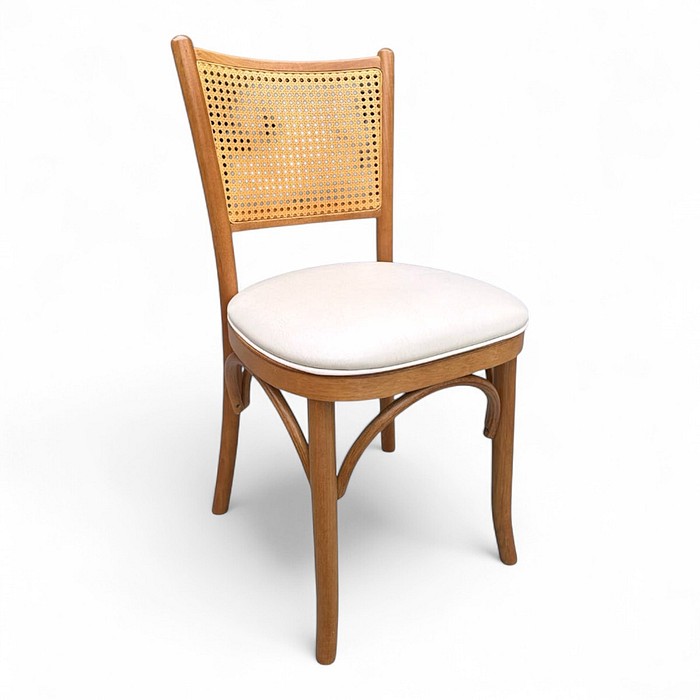 Cadeira Luxemburgo Cor Mel Assento Estofado Courissimo Creme