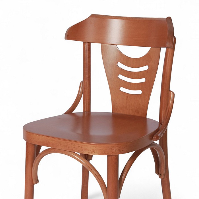 Cadeira Salvador Acabamento especial e Confortável Castanho