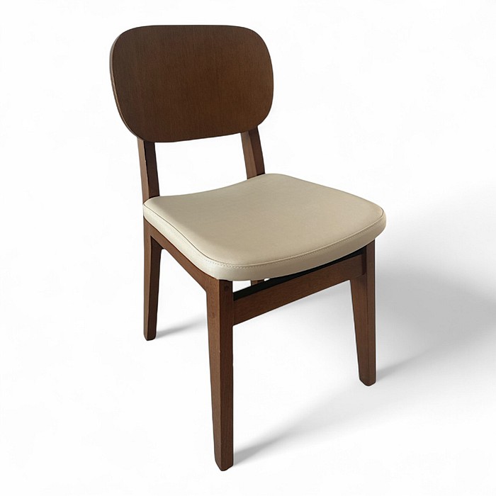 Cadeira Vila Rica Cor Castanho Assento Estofado Facto Perola