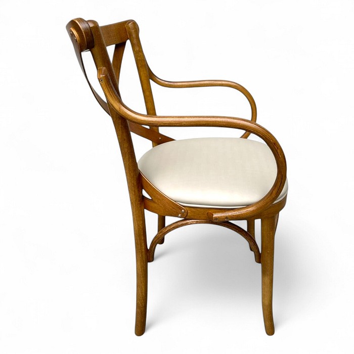 Cadeira Espanha Com Braços Castanho Estofado Facto Fendi