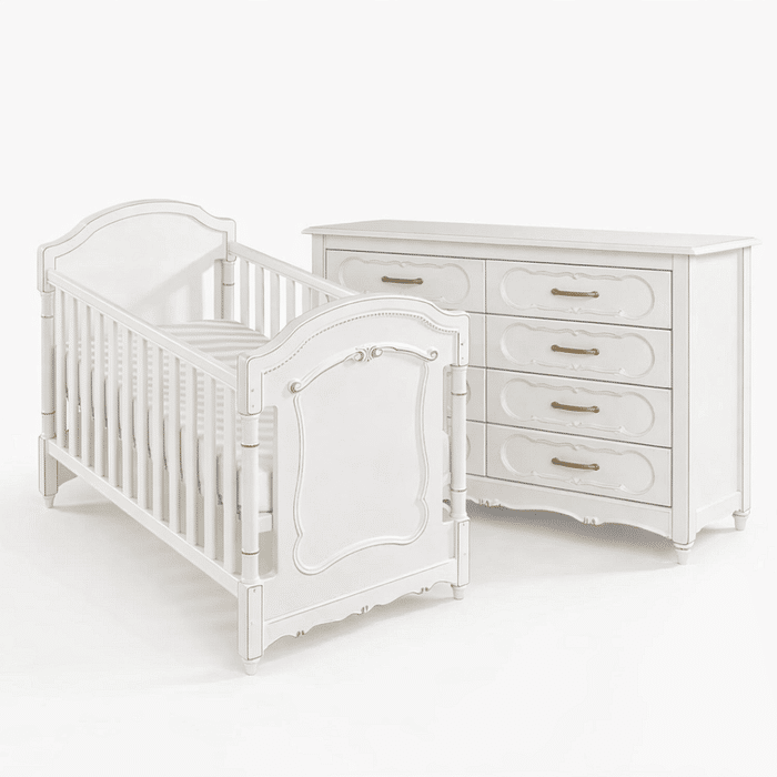 Kit Lilie Berço 2 em 1 e Cômoda 8 Gavetas em Madeira Maciça Branco com Detalhes Provençal