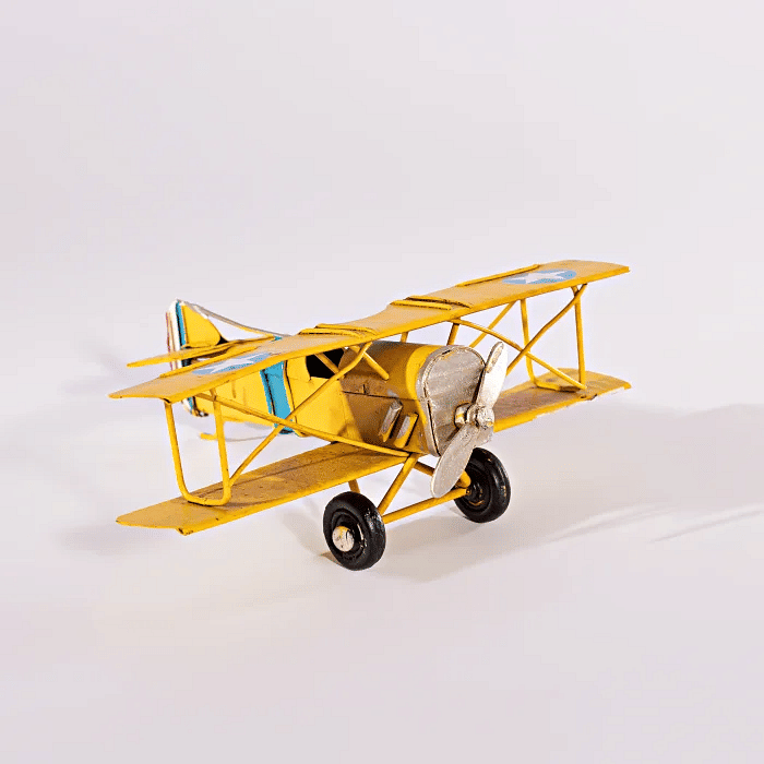 Avião Decorativo amarelo