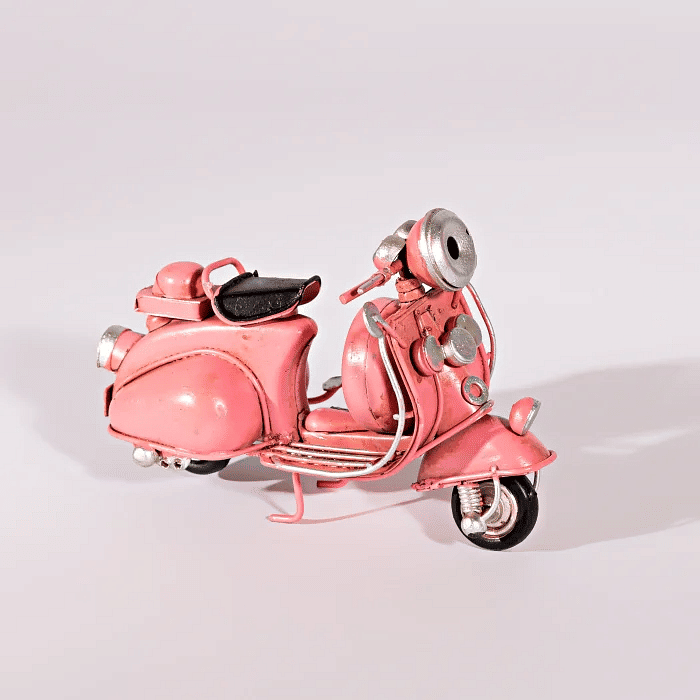 Scooter Decorativa Rosa