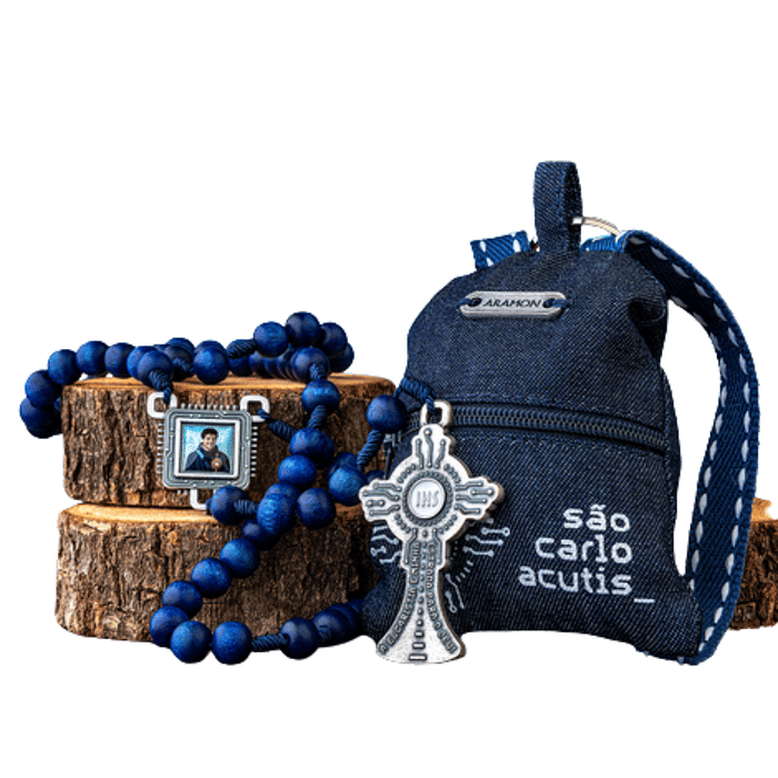 Terço de Madeira com Entremeio de São Carlo Acutis Cheio em Detalhes Personalizados