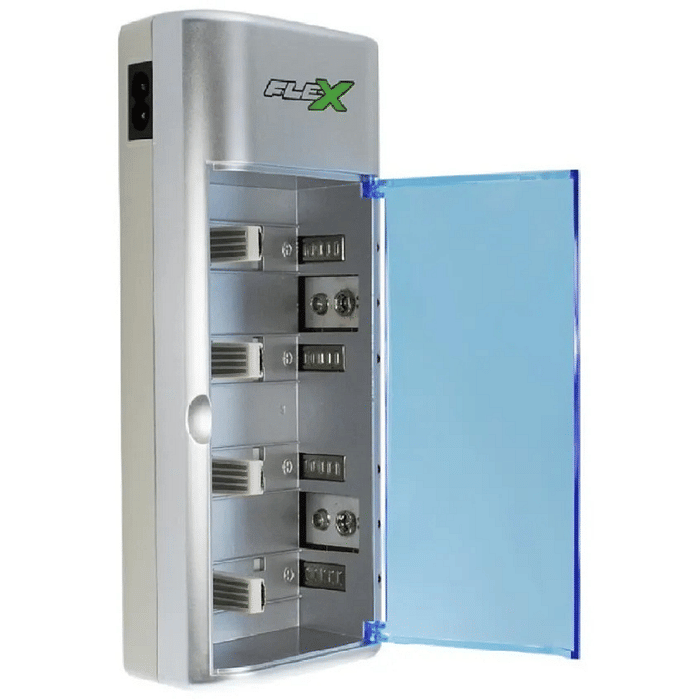 Carregador de Pilhas Baterias Universal Bivolt INMETRO Carrega AAA/AA/C/D