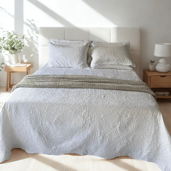 Kit Colcha Boutis Solteiro Branco