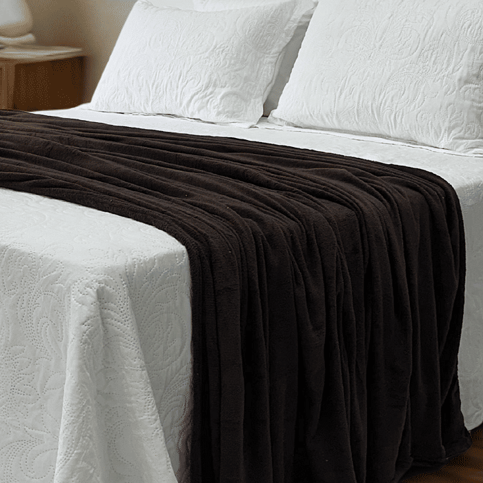 Manta Plush Queen Liso 220x240 Marrom