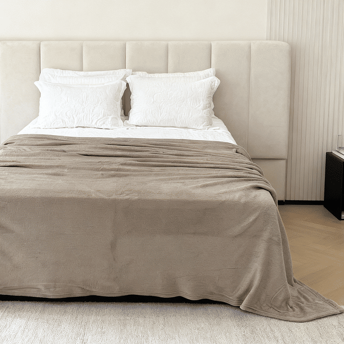 Manta Plush King Liso 240x260 Bege