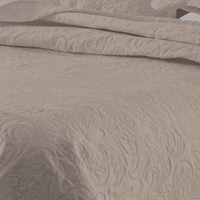 Kit Colcha Boutis King Avelã